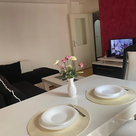 Andrea Apartment *